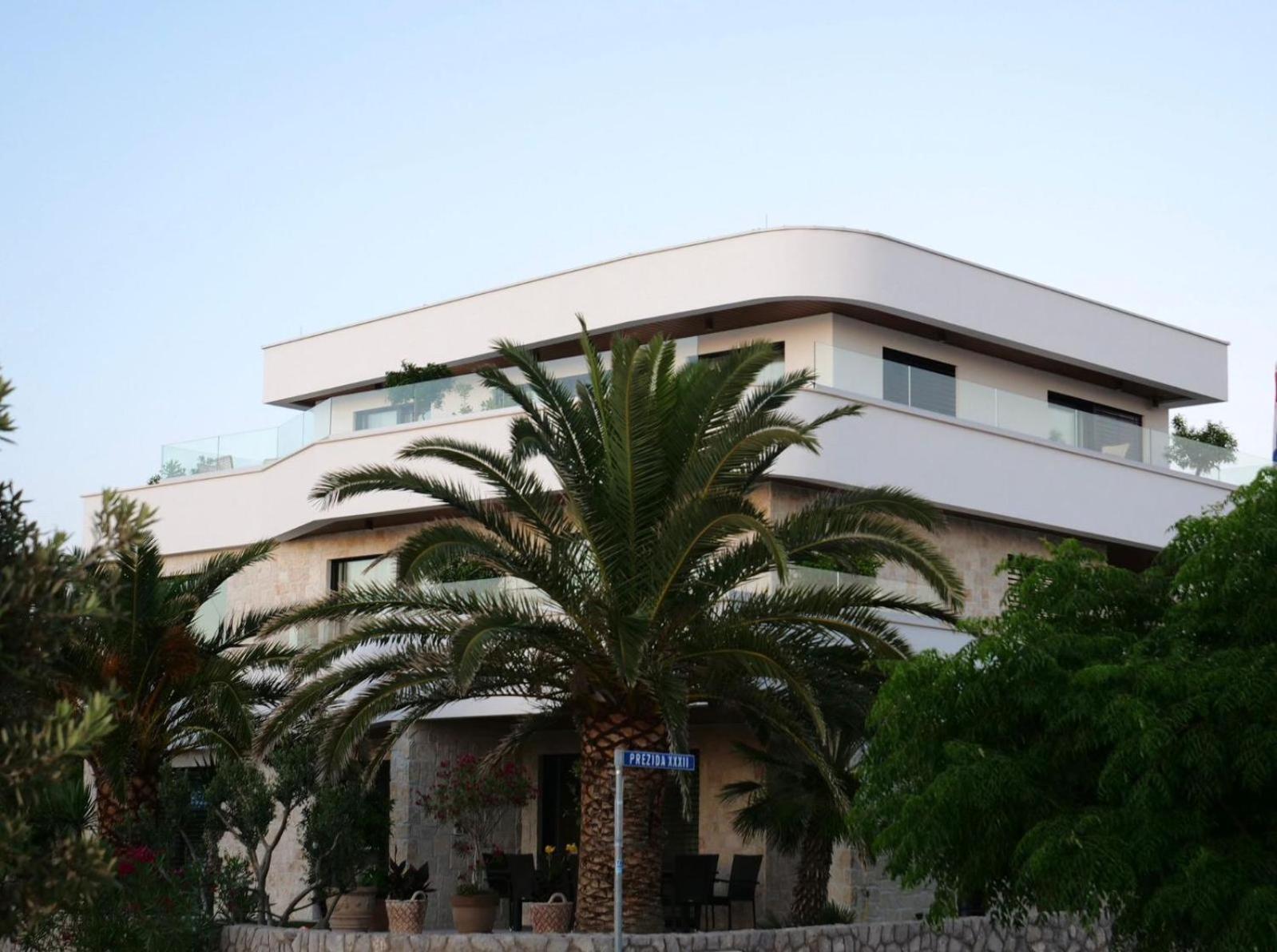 Apartments Dernaj 维尔 外观 照片
